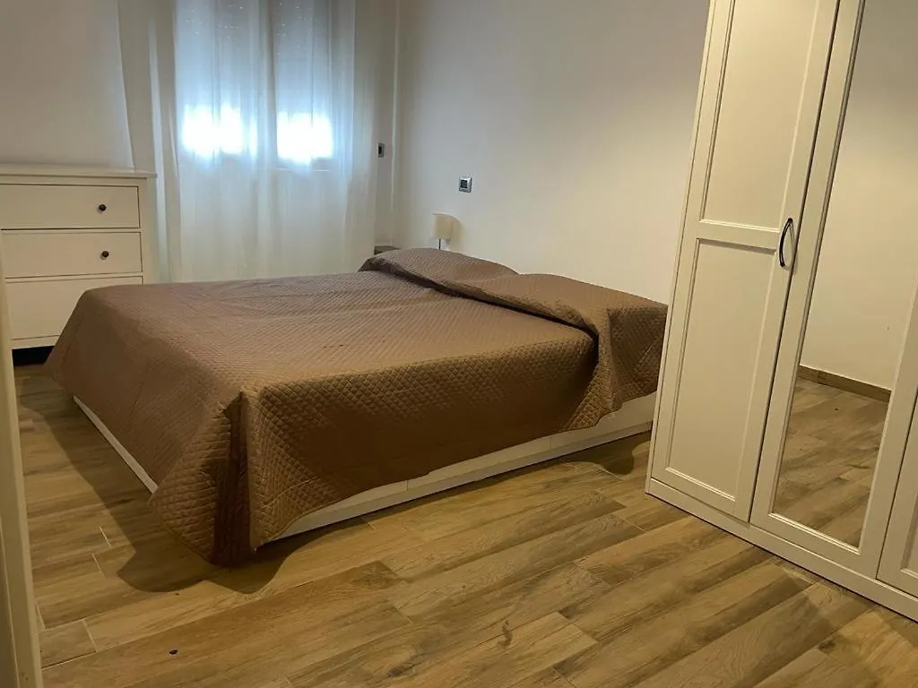 Affittacamere Hotel La Terrazza Nunziata Italia